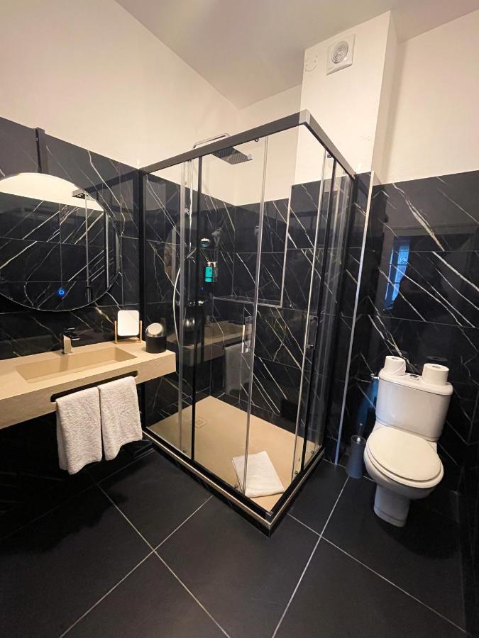 Le Sakura Hotell Morestel Exteriör bild